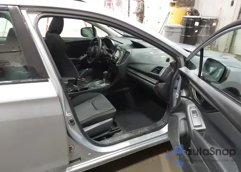 2018 Subaru Impreza 2.0I Premium из США, поврежденный, VIN 4S3GTAB63J3728036